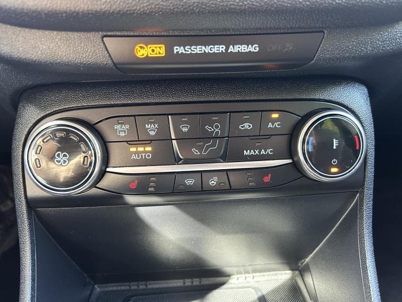 Ford Fiesta 1.0 EcoBoost mHEV 125 CV | Camera | GPS | LED | Sieges av et volant chauffants - 18