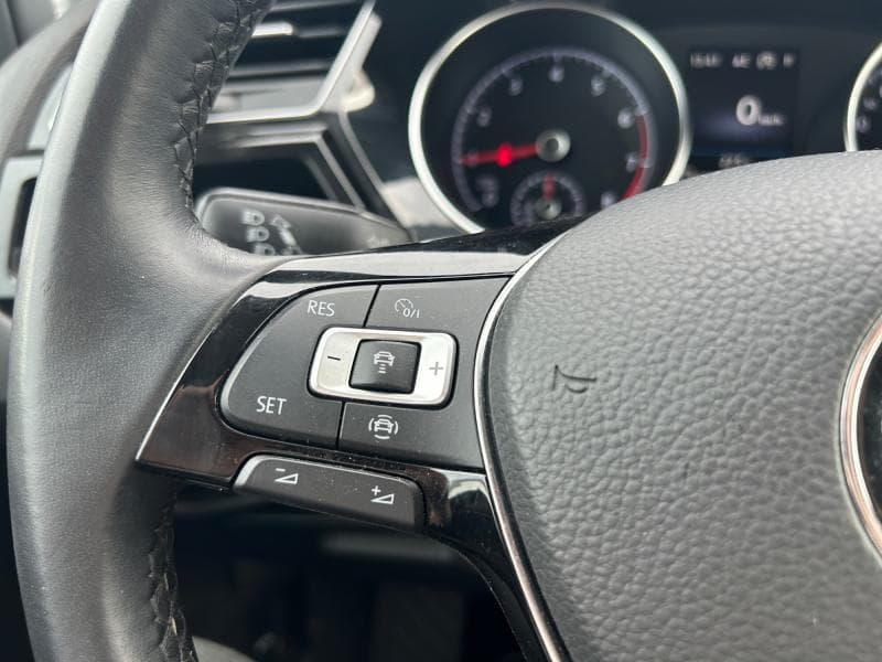 Volkswagen Touran R-Line | 1.5 TSI 150CV | 7 Places | GPS | Capteurs Av+Ar | Clim auto - 25