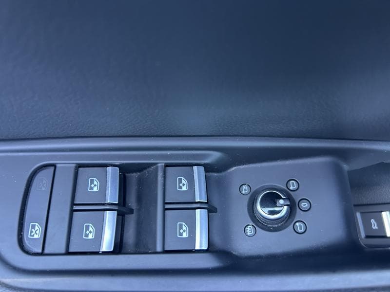Audi A5 S-Line ext | 2.0 TFSI 150 CV | Carplay | Camera | Toit ouvrant et pano | Sieges av chauffants - 32