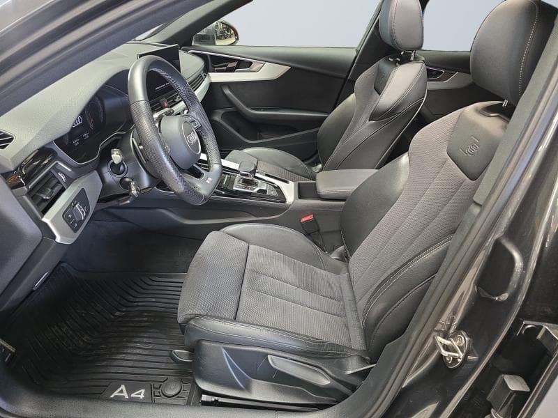 Audi A4 S-Line | 2.0 TDI 136cv | GPS | Camera | Attelage | Toit pano ouvrant - 12