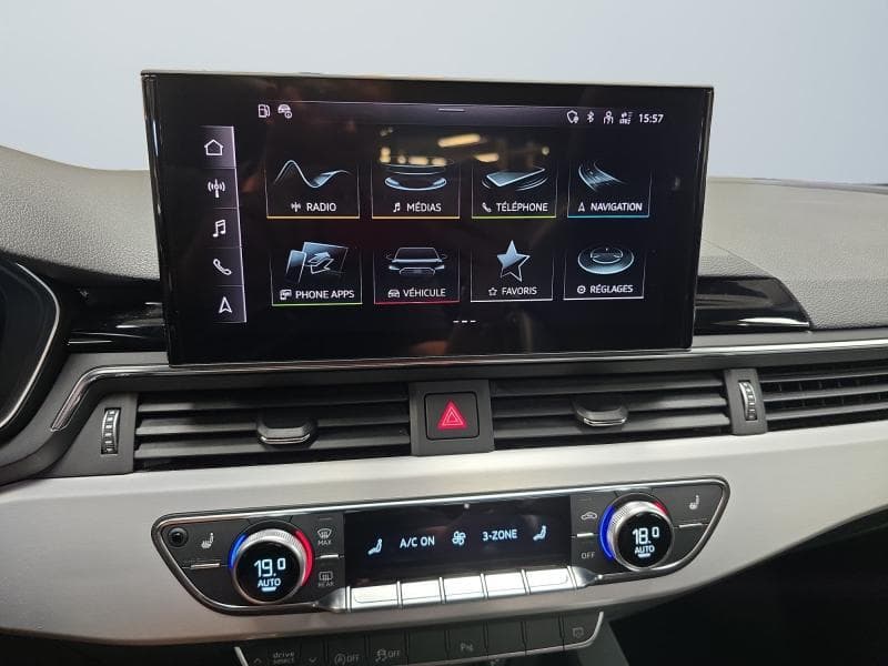 Audi A4 S-Line | 2.0 TDI 136cv | GPS | Camera | Attelage | Toit pano ouvrant - 20