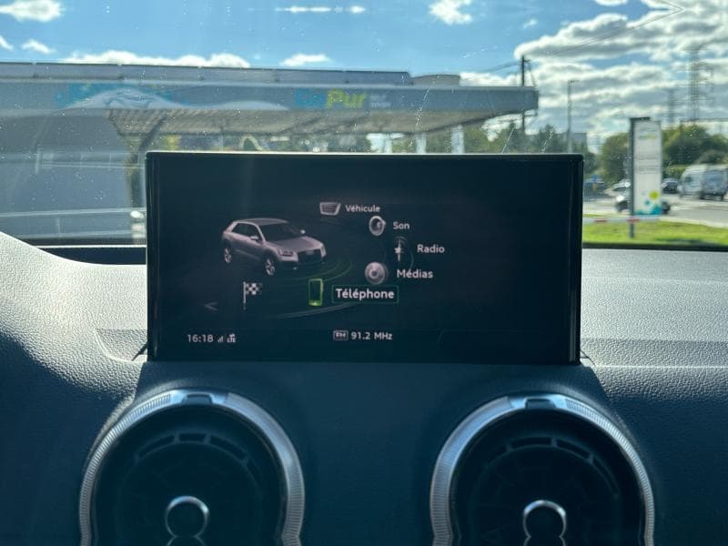 Audi Q2 2.0 TDI 150cv | Carplay | Caméra | GPS | Sièges Av chauffants - 12