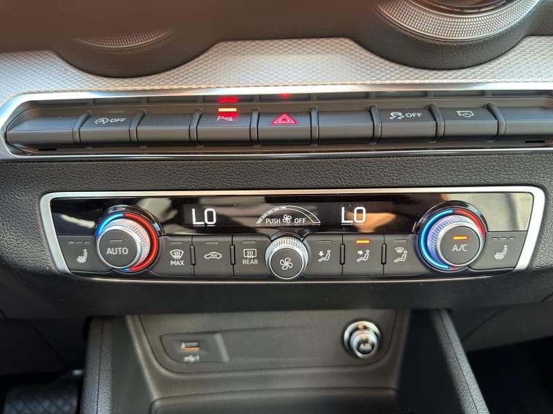 Audi Q2 2.0 TDI 150cv | Carplay | Caméra | GPS | Sièges Av chauffants - 14