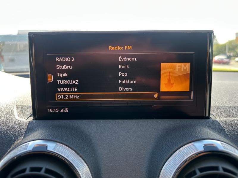 Audi Q2 2.0 TDI 150cv | Carplay | Caméra | GPS | Sièges Av chauffants - 25