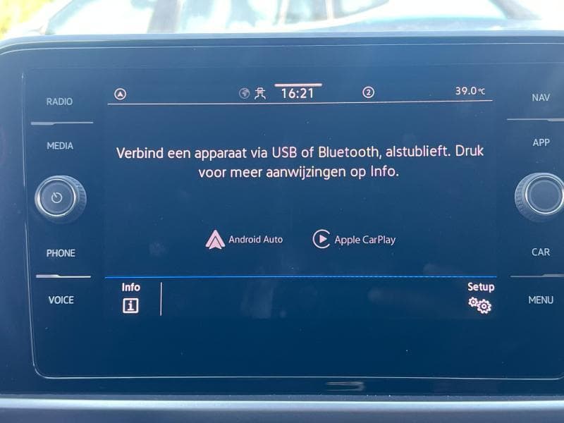 Volkswagen T-Roc Life | 1.0 TSI 110CH | GPS | Caméra | Carplay | Capteurs Av/Ar | Clim auto - 22