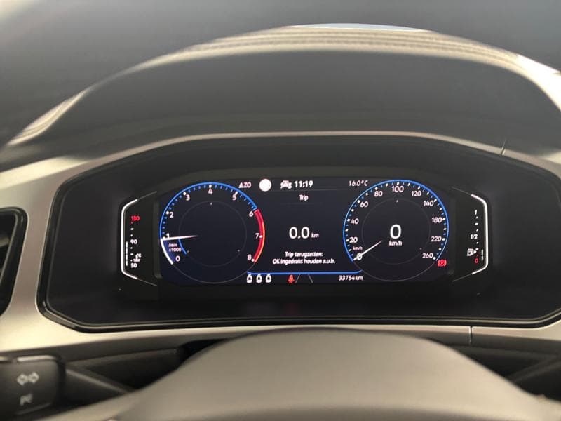 Volkswagen T-Roc Life | 1.0 TSI 110CH | GPS | Caméra | Carplay | Capteurs Av/Ar | Clim auto - 14
