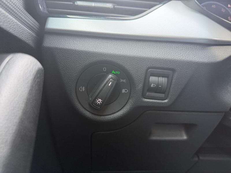 Skoda Kamiq Ambition | 1.0 tsi 110 cv | carplay | clim auto | camera | gps - 23