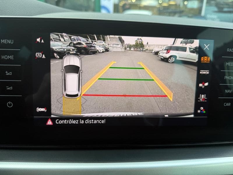 Skoda Kamiq Ambition | 1.0 tsi 110 cv | carplay | clim auto | camera | gps - 15