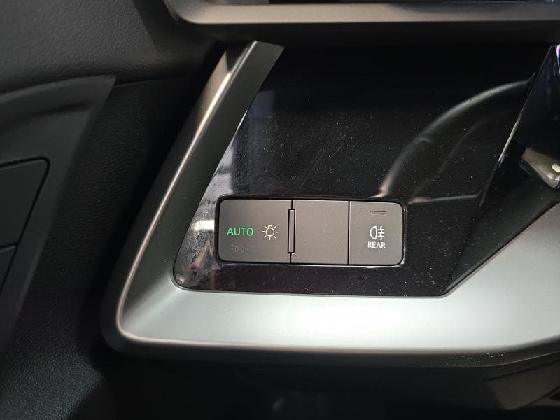 Audi A3 2.0 tdi 150 cv | GPS | camera | sieges cuir chauff | carplay | roue de secours - 24