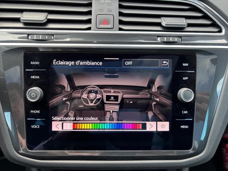 Volkswagen Tiguan R-Line | 1.5 TSI 150cv | Caméra | Toit pano | Led Matrix | Carplay - 24
