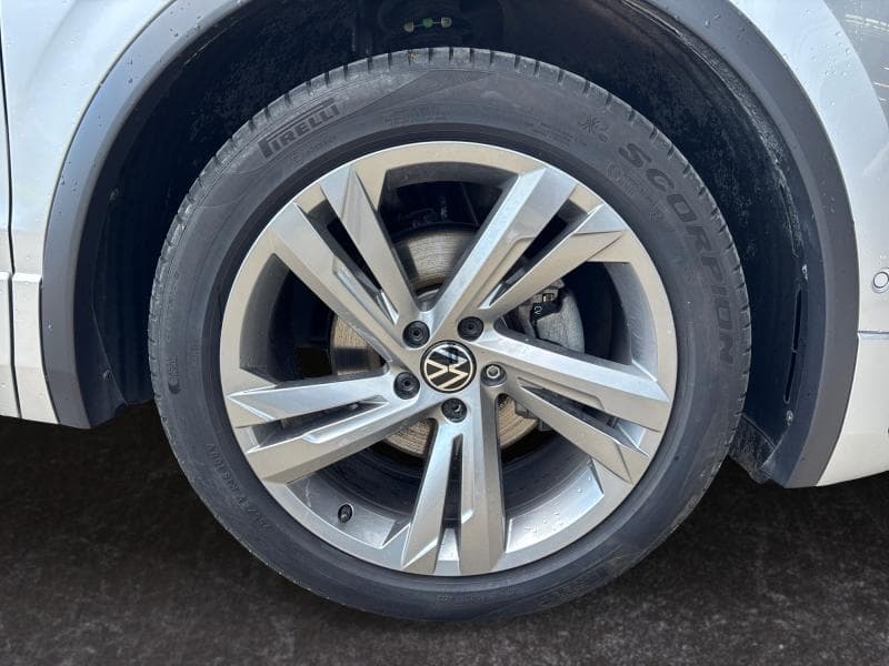 Volkswagen Tiguan R-Line | 1.5 TSI 150cv | Caméra | Toit pano | Led Matrix | Carplay - 9
