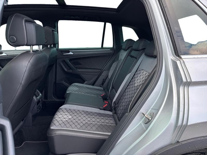 Volkswagen Tiguan R-Line | 1.5 TSI 150cv | Caméra | Toit pano | Led Matrix | Carplay - 12