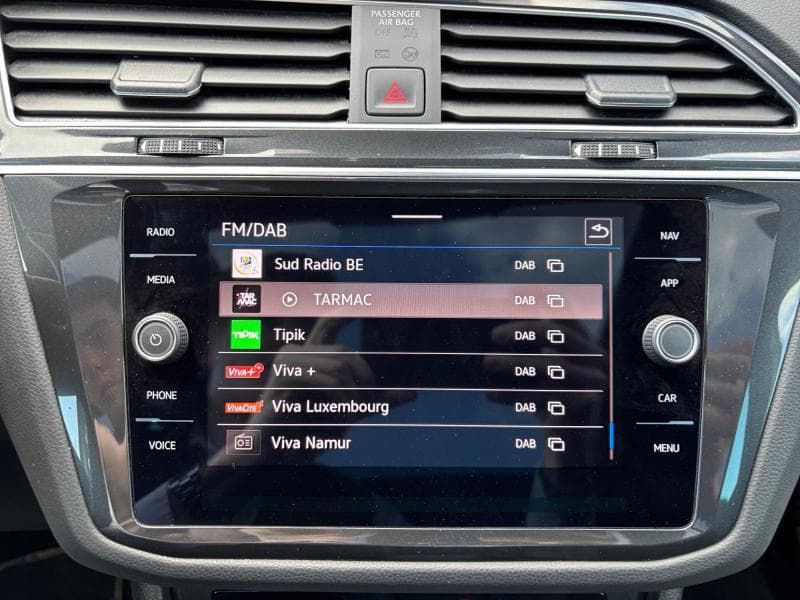 Volkswagen Tiguan R-Line | 1.5 TSI 150cv | Caméra | Toit pano | Led Matrix | Carplay - 19