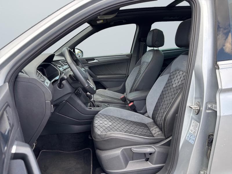 Volkswagen Tiguan R-Line | 1.5 TSI 150cv | Caméra | Toit pano | Led Matrix | Carplay - 11