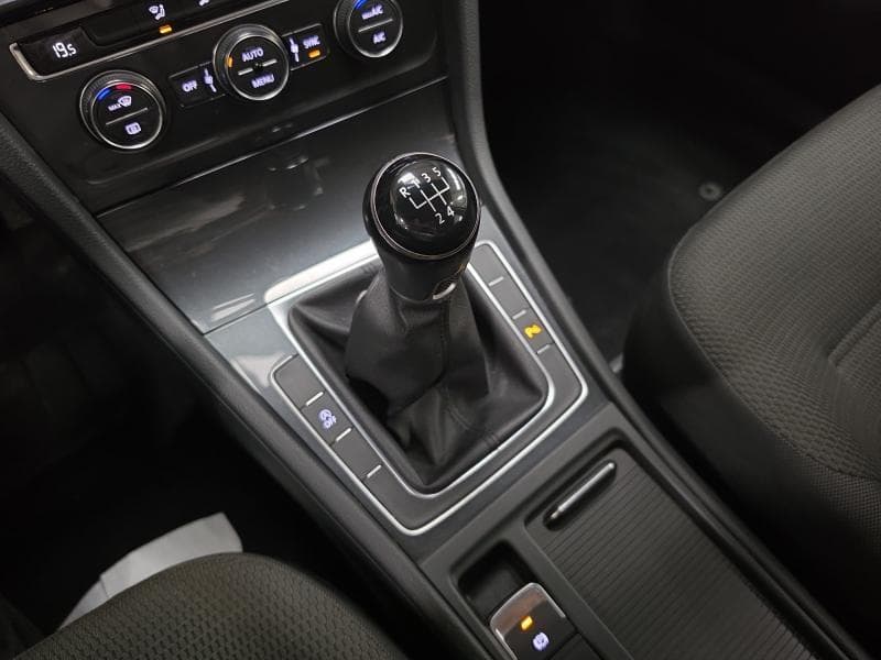 Volkswagen Golf Comfortline | 1.6 diesel 115 cv | GPS | Carplay | Camera | Attache remorque - 29