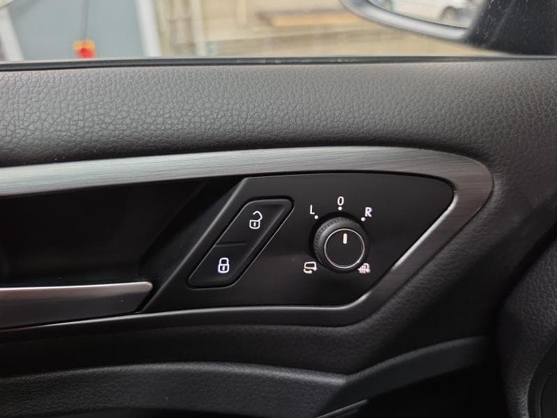 Volkswagen Golf Comfortline | 1.6 diesel 115 cv | GPS | Carplay | Camera | Attache remorque - 27