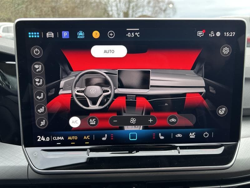 Volkswagen Golf VIII Life Business | 1.5 TSI 116 CV |  Boite auto | Camera | GPS | Sieges av et volant chauffants | kms evolutifs - 27