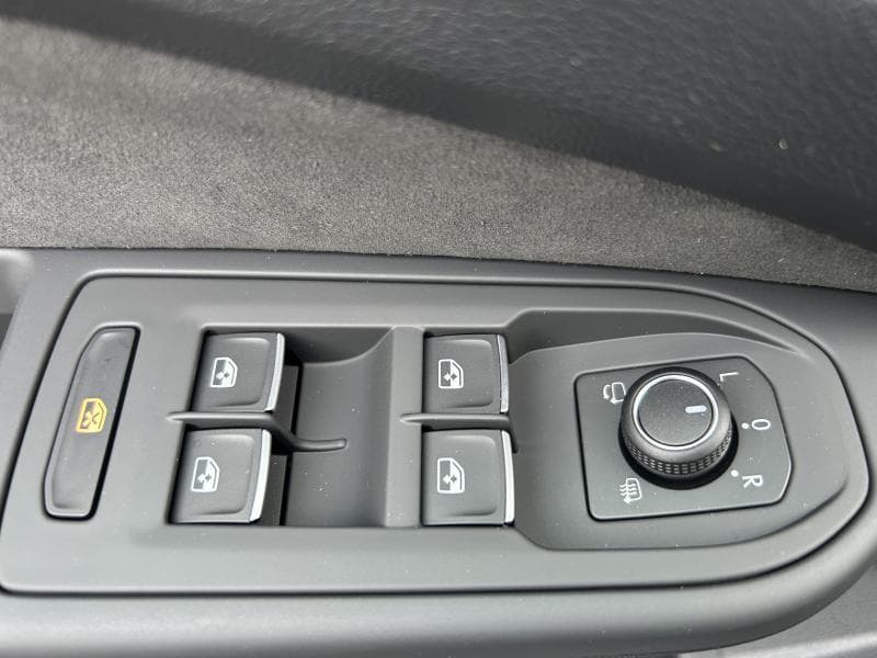 Volkswagen Golf VIII Life Business | 1.5 TSI 116 CV |  Boite auto | Camera | GPS | Sieges av et volant chauffants | kms evolutifs - 16