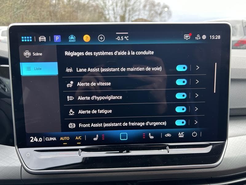 Volkswagen Golf VIII Life Business | 1.5 TSI 116 CV |  Boite auto | Camera | GPS | Sieges av et volant chauffants | kms evolutifs - 29