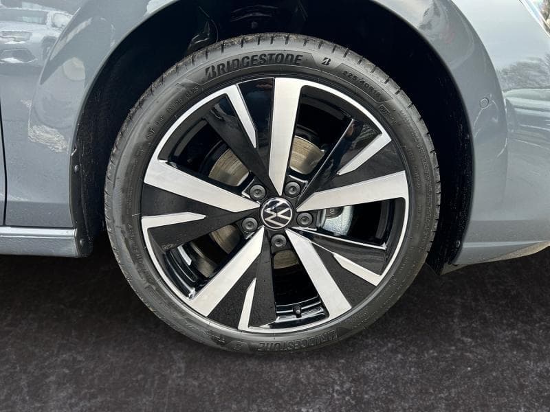 Volkswagen Golf VIII Life Business | 1.5 TSI 116 CV |  Boite auto | Camera | GPS | Sieges av et volant chauffants | kms evolutifs - 7