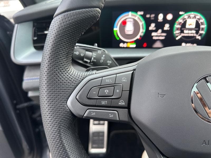 Volkswagen Tayron R-Line | 1.5 HYBRID 277cv | ToitOuvrant |SiegesMemoireMassant | Caméra360 | ModuleHiver | - 16