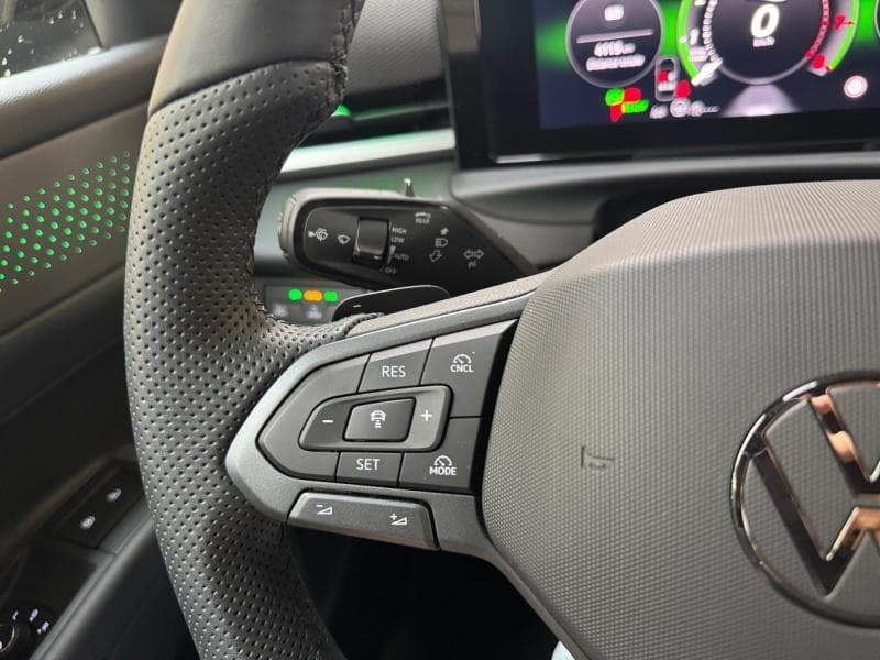 Volkswagen T-Roc R-line | 1.5 e TSI | Carplay | Caméra 360° | Sièges chauffants - 15