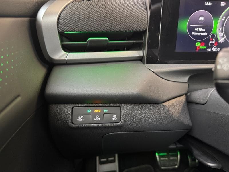 Volkswagen T-Roc R-line | 1.5 e TSI | Carplay | Caméra 360° | Sièges chauffants - 17