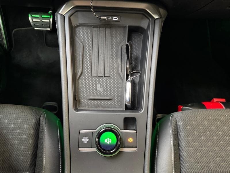 Volkswagen T-Roc R-line | 1.5 e TSI | Carplay | Caméra 360° | Sièges chauffants - 23