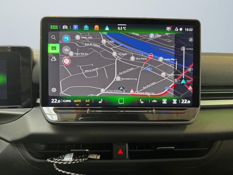 Volkswagen T-Roc R-line | 1.5 e TSI | Carplay | Caméra 360° | Sièges chauffants - 19