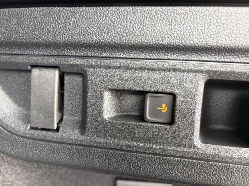 Volkswagen Passat Variant R-Line | 1.5 TSI Plug-in 204cv | Attelage | DCC | Sièges massants| Caméra360 - 30
