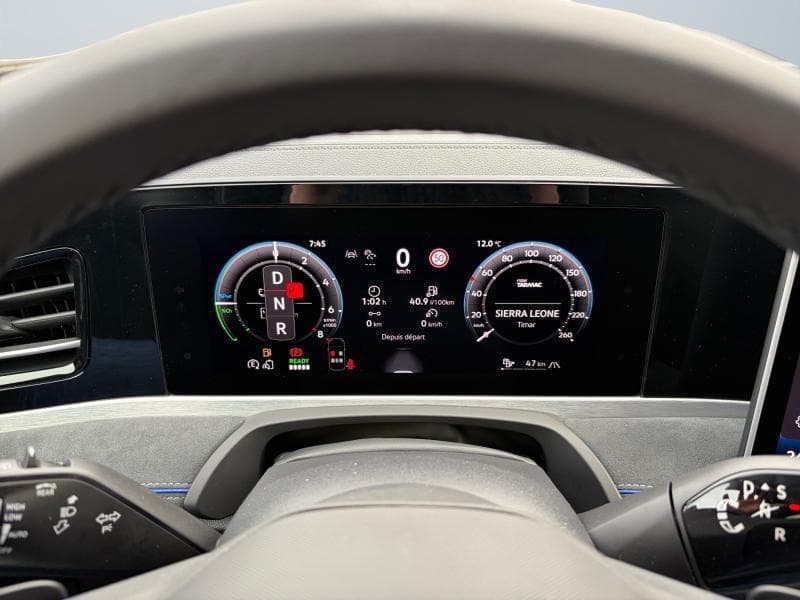Volkswagen Passat Variant R-Line | 1.5 TSI Plug-in 204cv | Attelage | DCC | Sièges massants| Caméra360 - 14