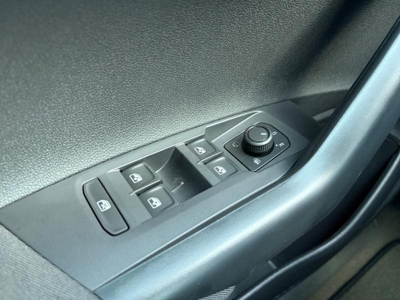 Volkswagen Taigo Life | 1.0 TSI 115cv | GPS | Carplay | CruiseACC | Camera - 24
