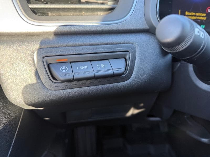 Renault Captur Techno | 1.6 Hybrid 145 cv | Clim auto | Carplay | Alu | Cruise - 25