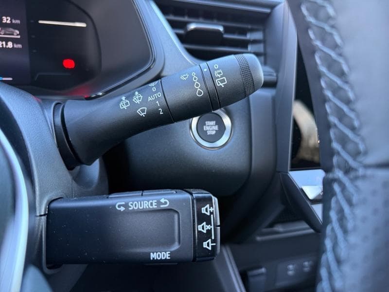Renault Captur Techno | 1.6 Hybrid 145 cv | Clim auto | Carplay | Alu | Cruise - 24