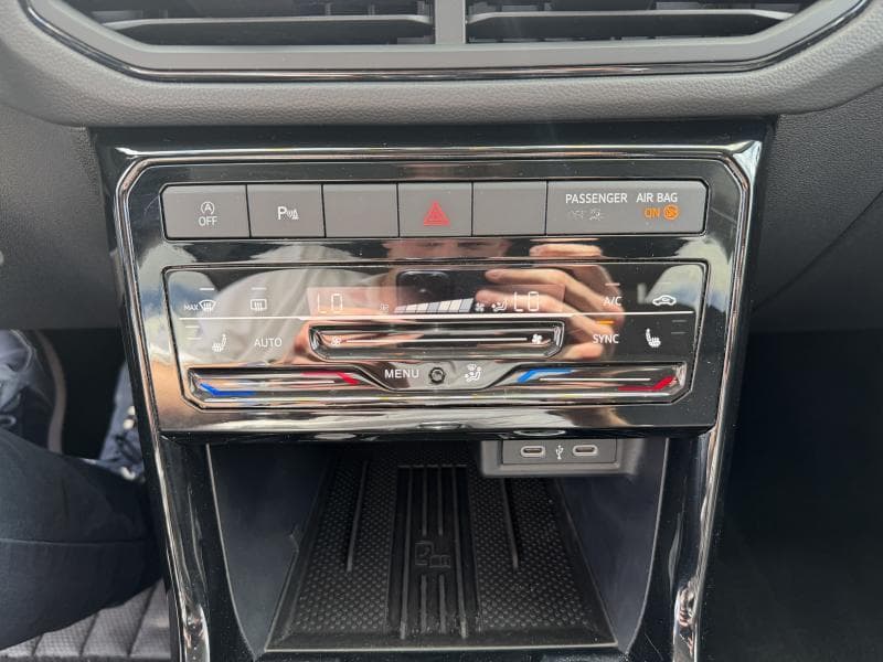 Volkswagen T-Cross Life | 1.0 116CV | Boite auto | Caméra | Matrix | Clim auto - 17