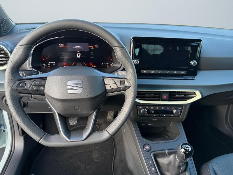 Seat Arona PLAY PLUS | 1.0 TSI |  CARPLAY | CAMERA | KEYLESS | CRUISE CONTROL | LED | CLIMATRONIC - 14