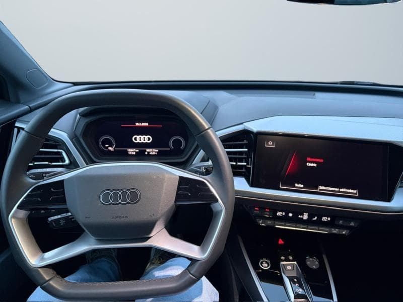 Audi Q4 e-tron *45 Corporate S*Heat Pump*Attelage* - 13
