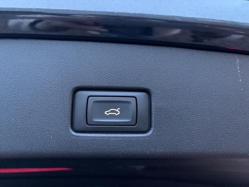 Audi Q4 e-tron *45 Corporate S*Heat Pump*Attelage* - 23