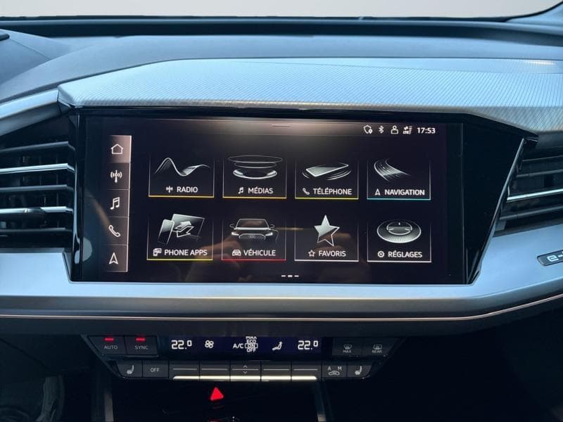 Audi Q4 e-tron *45 Corporate S*Heat Pump*Attelage* - 17