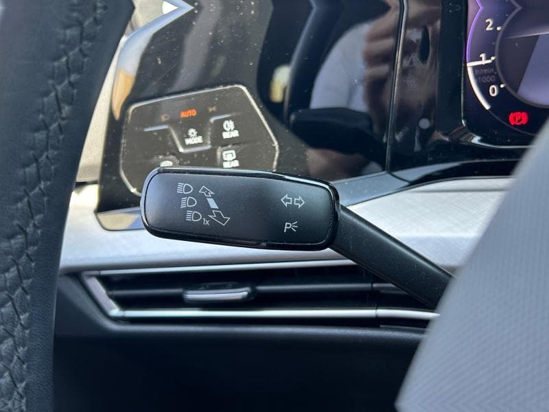 Volkswagen Golf Variant Life | 1.0 TSI 110cv | Carplay | Caméra | GPS | Capteurs Av+Ar - 25