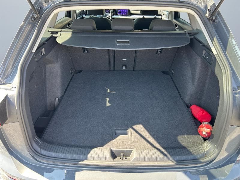 Volkswagen Golf Variant Life | 1.0 TSI 110cv | Carplay | Caméra | GPS | Capteurs Av+Ar - 30