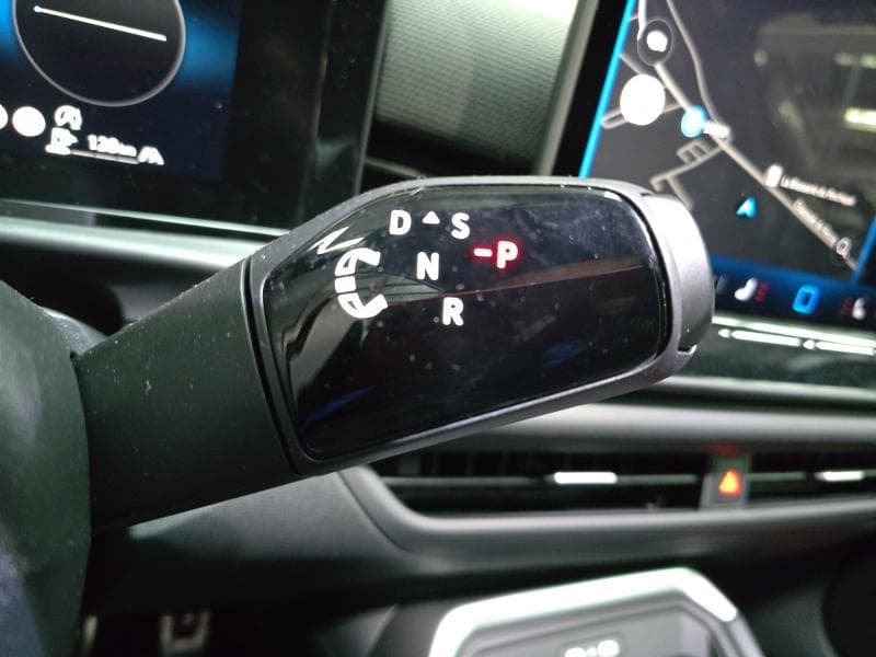 Volkswagen T-Roc R-Line*Caméra*GPS*Sieges+Volant chauff*Carplay*LED - tvac - 17