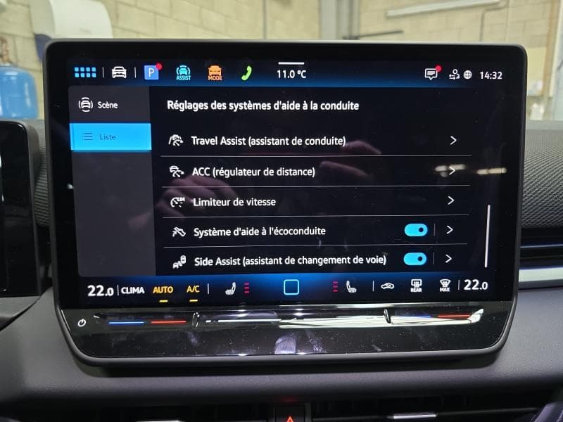 Volkswagen T-Roc R-Line*Caméra*GPS*Sieges+Volant chauff*Carplay*LED - tvac - 24