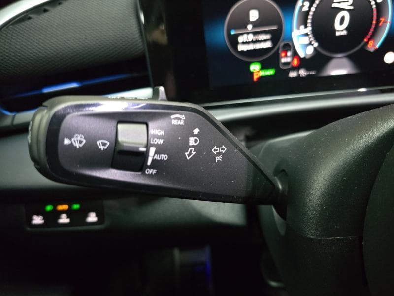 Volkswagen T-Roc R-Line*Caméra*GPS*Sieges+Volant chauff*Carplay*LED - tvac - 14