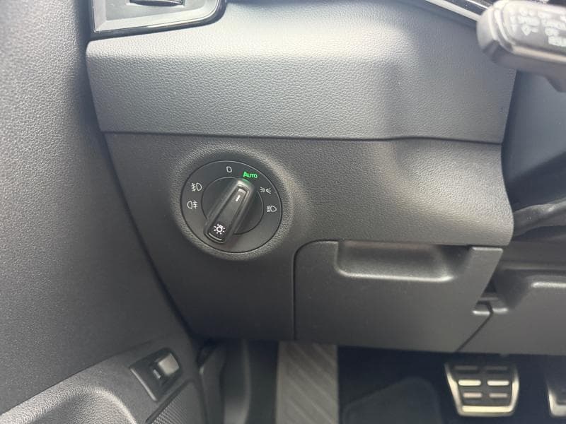 Skoda Karoq Sportline | 2.0 TDI 150Cv | Attalage | Carplay | Caméra | GPS - 25