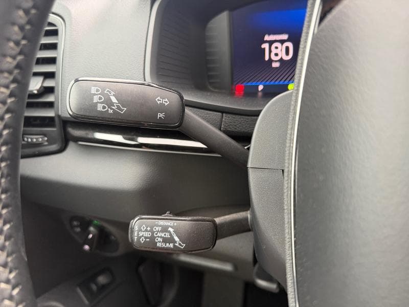 Skoda Karoq Sportline | 2.0 TDI 150Cv | Attalage | Carplay | Caméra | GPS - 23
