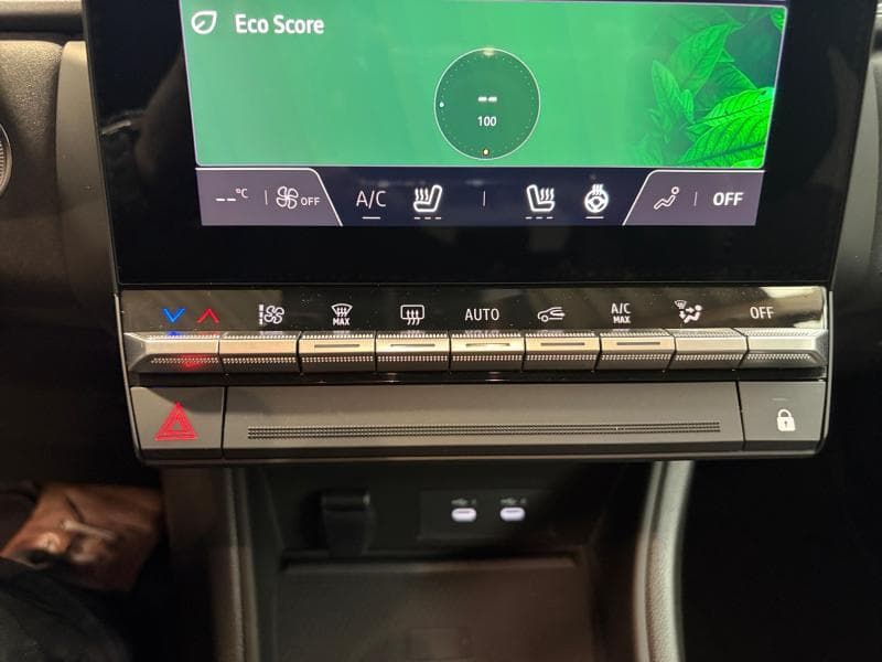 Renault Captur Techno | 1.8 Hybrid 160 cv | Carplay | Clim auto | Alu | Caméra - 25