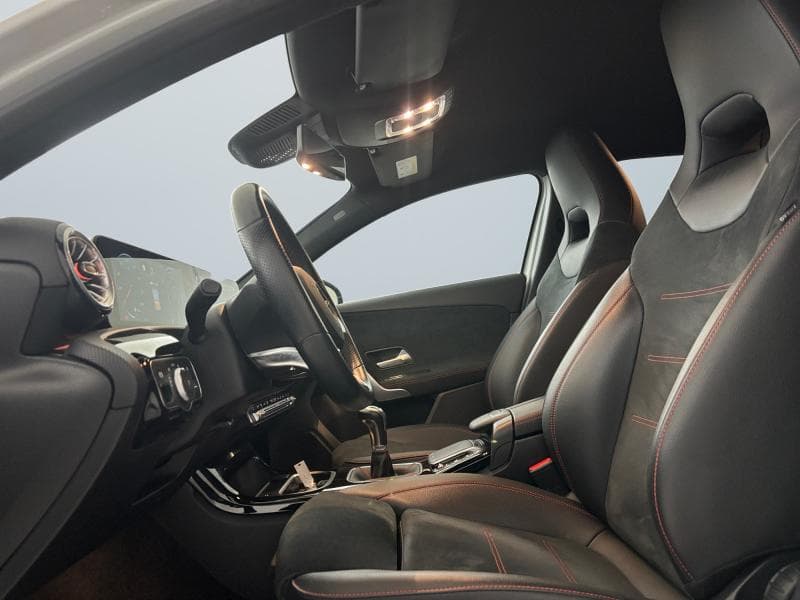 Mercedes-Benz A 180 Pack AMG | 2.0 diesel 116 CV | GPS | Camera | Carplay | LED - 10