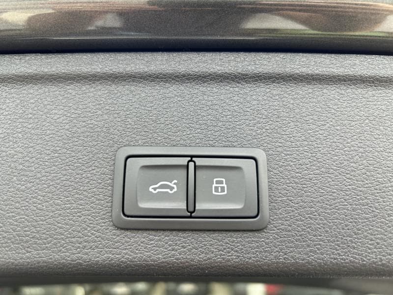 Audi A4 Avant S-Line | 2.0 TDI 136 CV | Camera | GPS | Toit ouvrant et pano | Attache remorque - 15