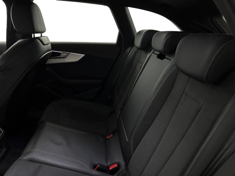 Audi A4 Avant S-Line | 2.0 TDI 136 CV | Camera | GPS | Toit ouvrant et pano | Attache remorque - 13
